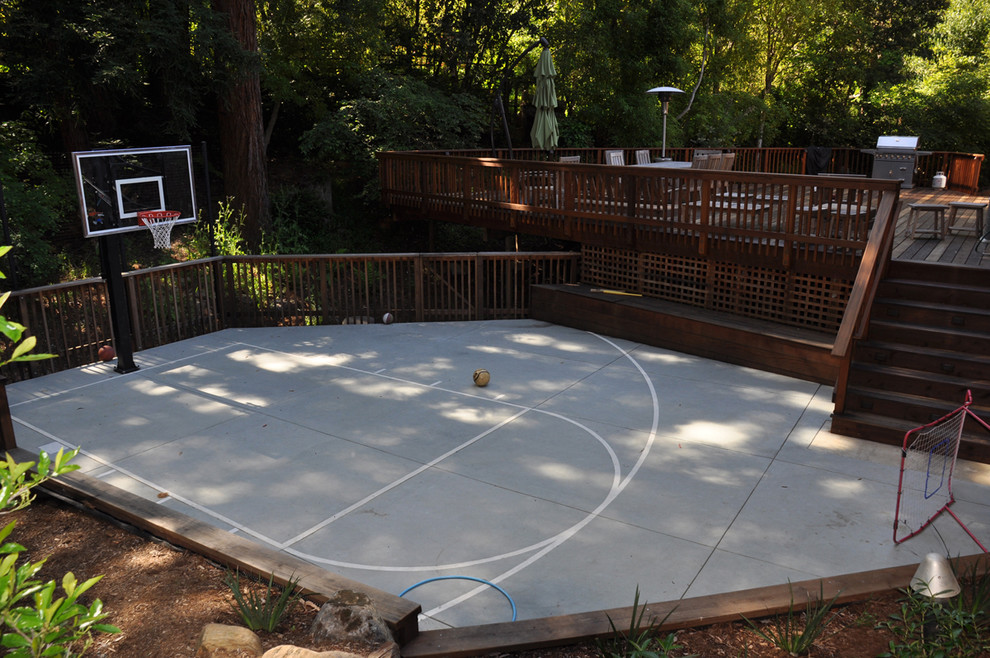 Basketball Court Layout for Traditional Landscape with Deck