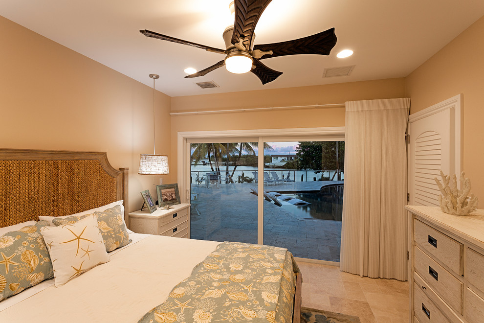 Bluefin Bay for Tropical Spaces with Tropical