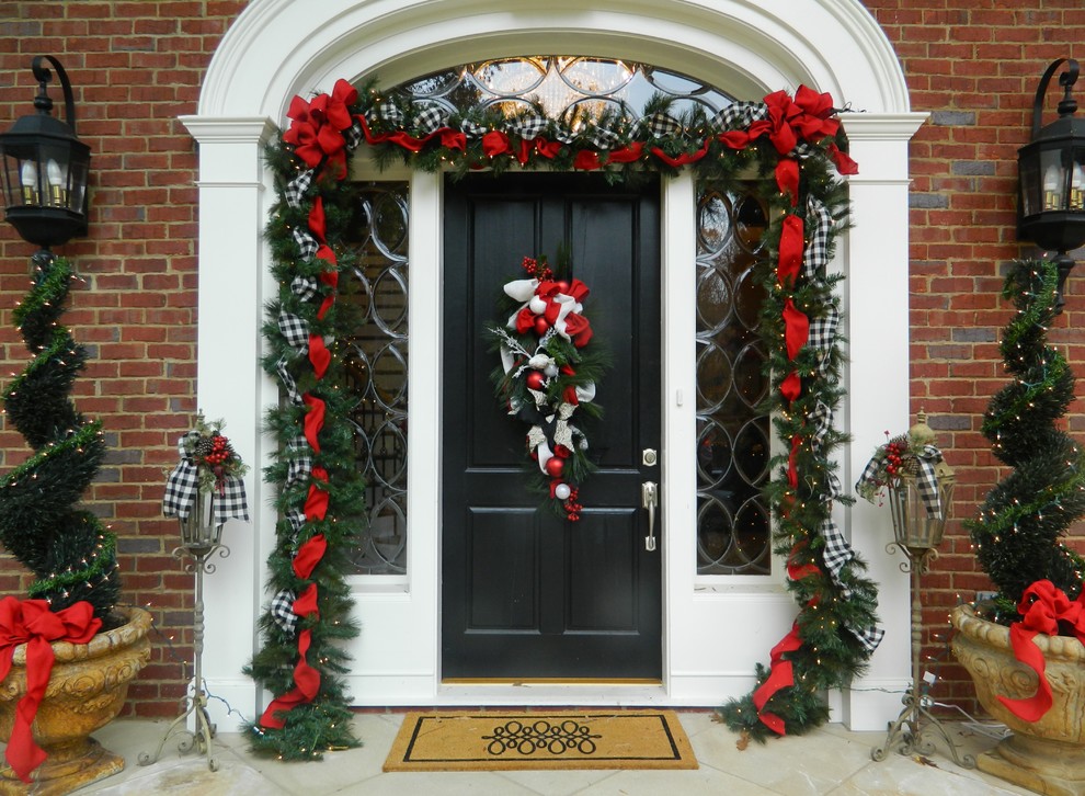 Christmas Pictures Ideas for Traditional Entry with Welcome Mat