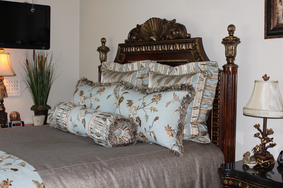 Distinctive Fabrics for Traditional Bedroom with Traditional