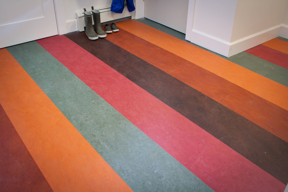 Forbo for Contemporary Entry with Natural Linoleum