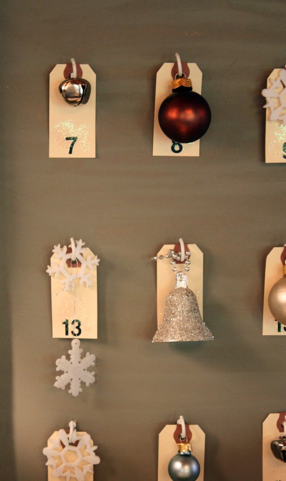 Hooked on Ornaments for Traditional Spaces with Traditional