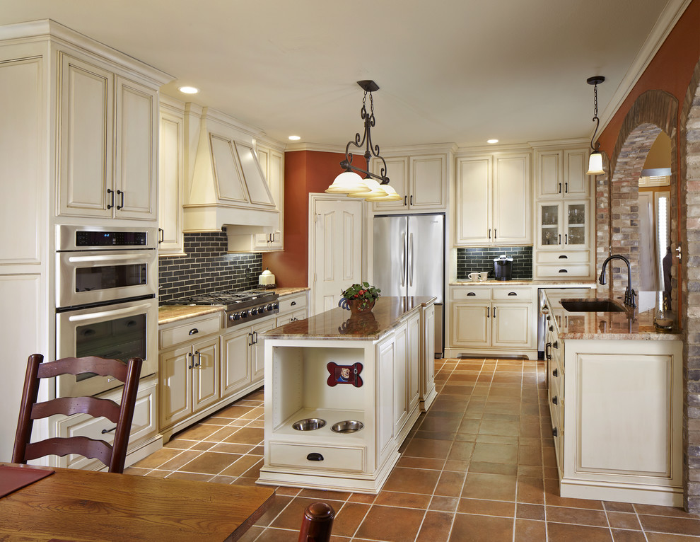 Sioux City Brick for Traditional Kitchen with Tile Floor