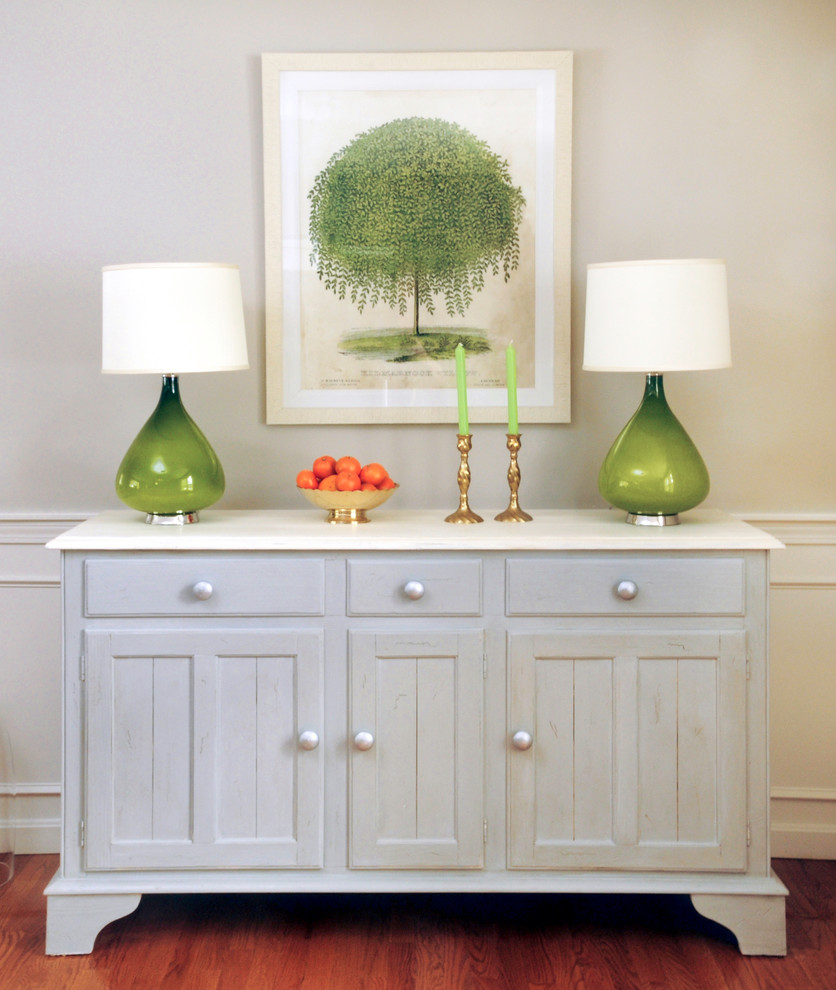 Sprintz Furniture for Traditional Dining Room with Painted Buffet