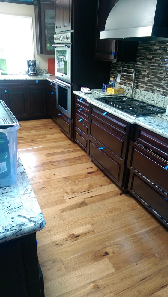 Backsplash Subway Tile Kitchen Traditional with Hardwood Hardwood Flooring Hickory