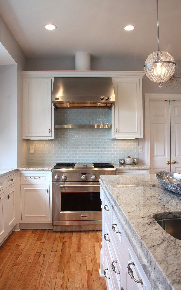 Bianco Romano Granite Countertops Kitchen Modern with Counter Stools Glass Dining