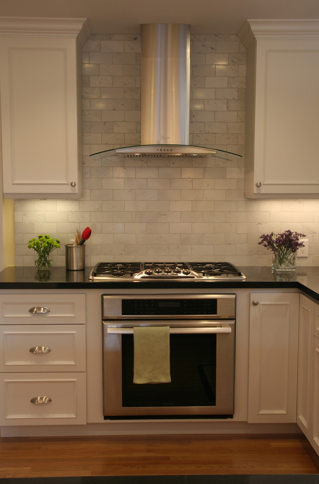 Black Quartz Countertops Kitchen Traditional with Floral Arrangement Kitchen Hardware