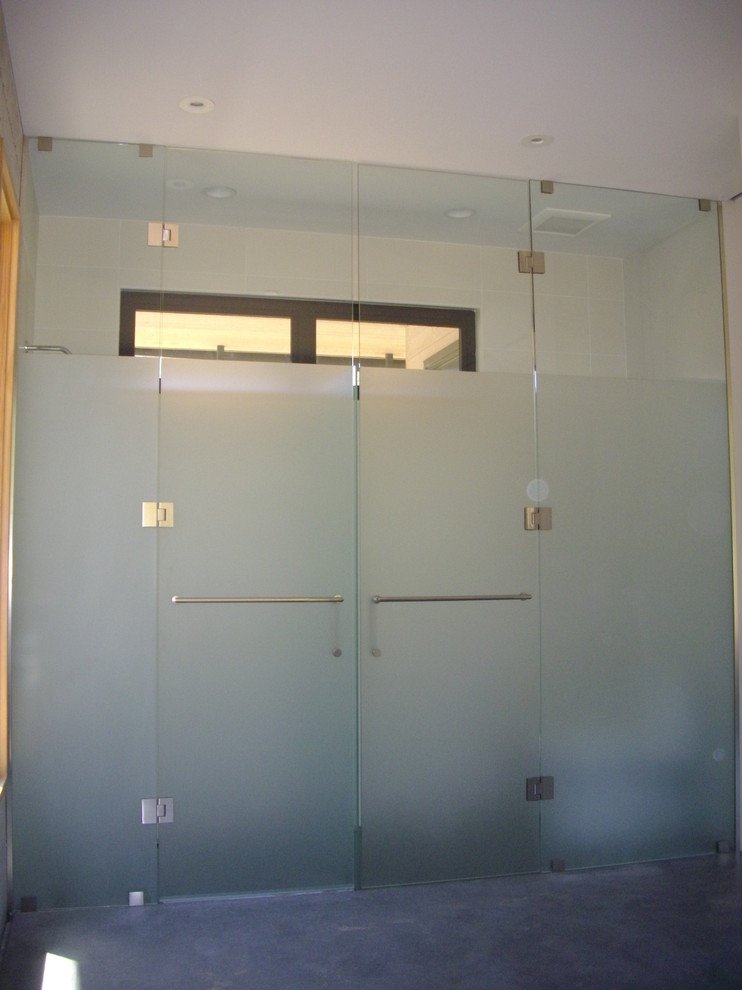 Built in Makeup Vanity Bathroom Modern with None 