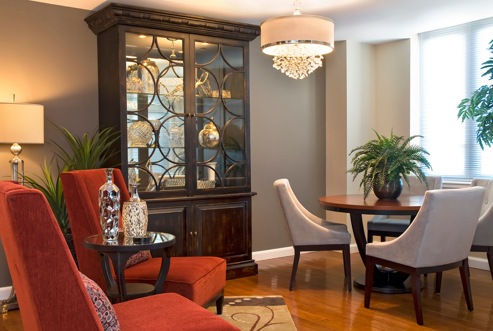 China Cabinet in Living Room Dining Room Traditional with Area Rug Beige Dining