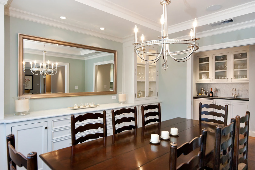 China Cabinet in Living Room Dining Room Traditional with None 