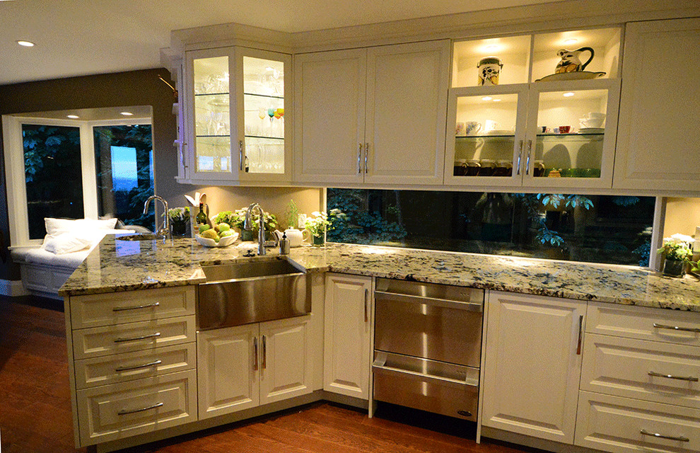Clear Glass Backsplash Kitchen Eclectic with None 