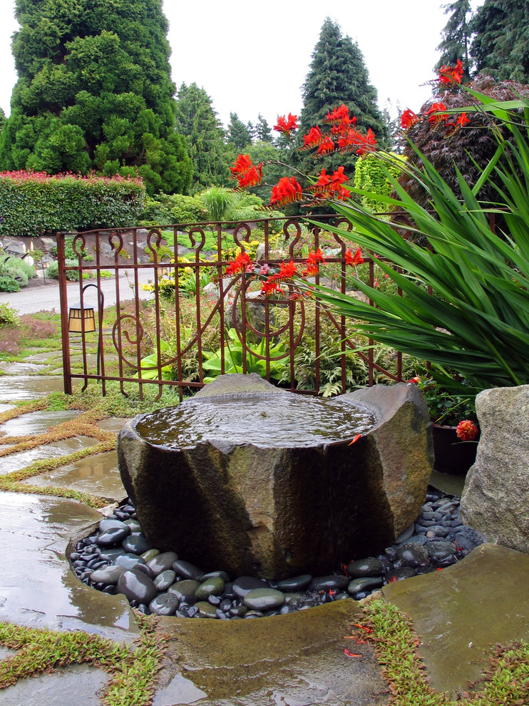 Contemporary Outdoor Water Fountains Landscape Contemporary with Boulder Entrance Entry Flagstone