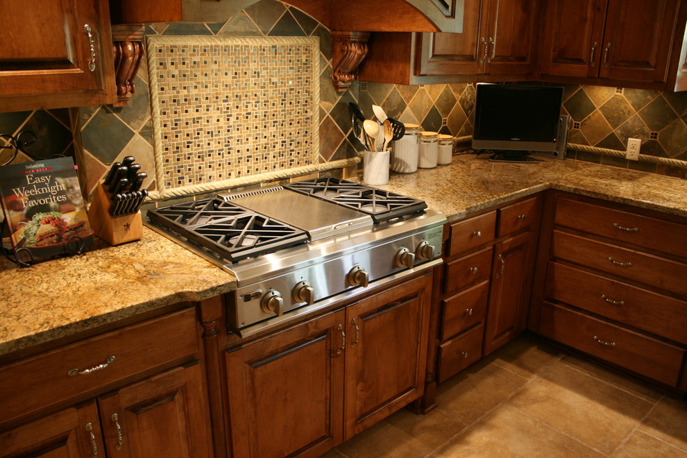 Copper Canyon Granite Kitchen Traditional with Backsplash Edge Granite Island4