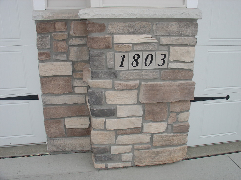 Craftsman House Numbers Exterior Craftsman with Carriage Garage Doors Craftsman1
