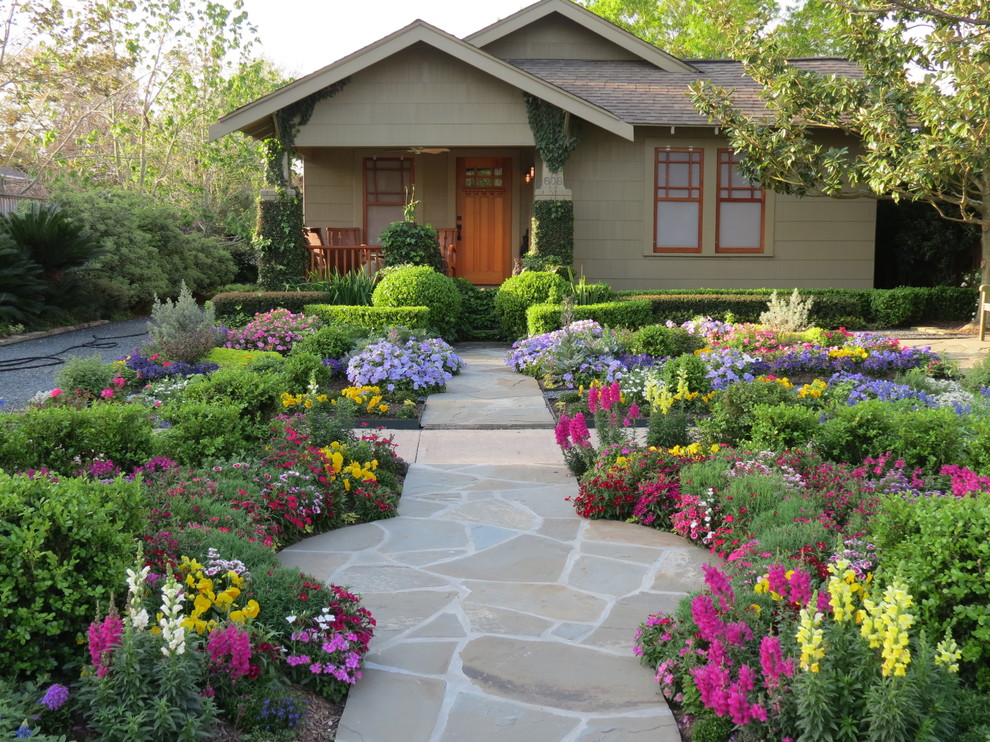 Craftsman Style Windows Landscape Craftsman with Annuals Arts Crafts Style