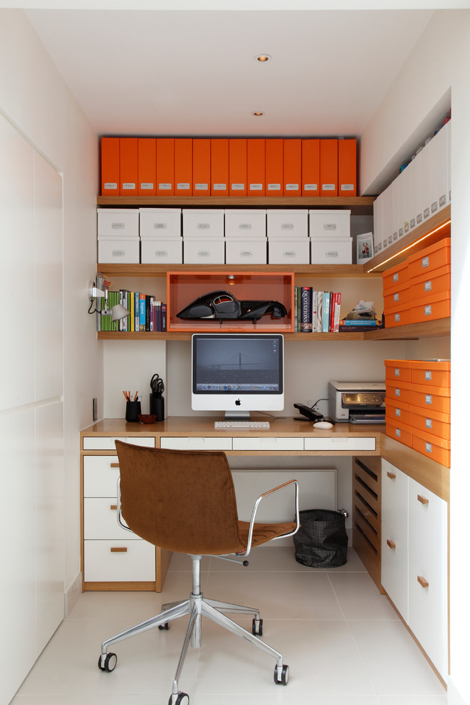 Designing a Home Office Home Office Contemporary with Built in Corner Desk