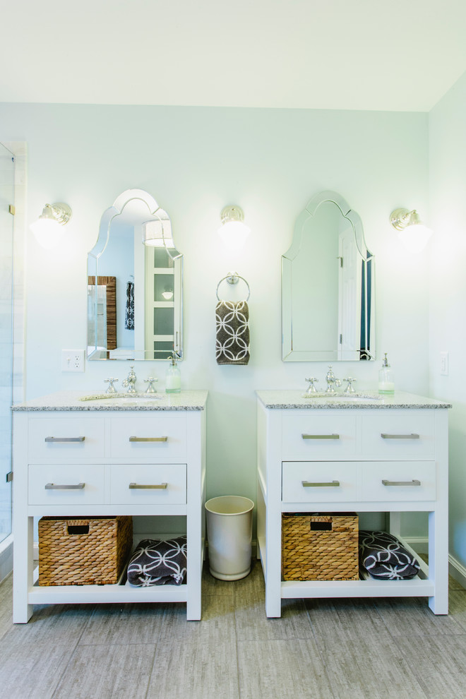Double Vanity 60 Inch Bathroom Traditional with Bambu Curved Mirror Double