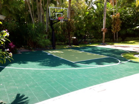Driveway Basketball Court Home Gym with Baksketball Court Basketball Game