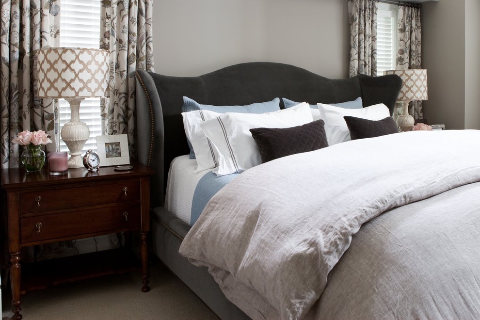 Duvet Covers Queen Luxury Bedroom Transitional with Bed Pillows Bedside Table