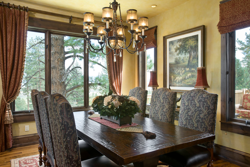 Elegant Table Lamps Dining Room Rustic with Centerpiece Chandeliers Curtains Dining