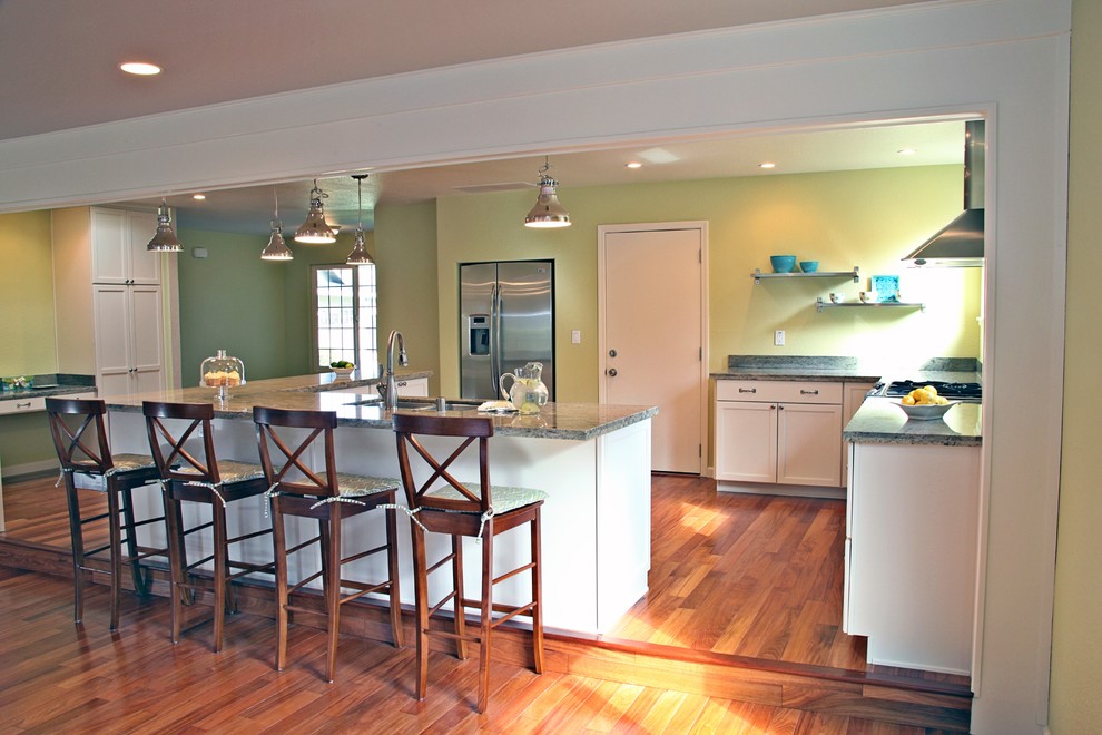 Engineered Hardwood Floors Kitchen Traditional with Appliances Backsplash Bath Cabinets
