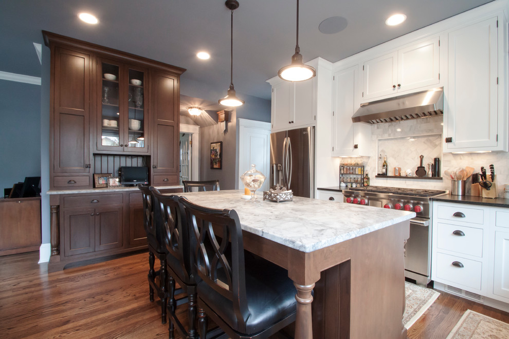 Fantasy White Granite Kitchen Traditional with Art for Everyday Black