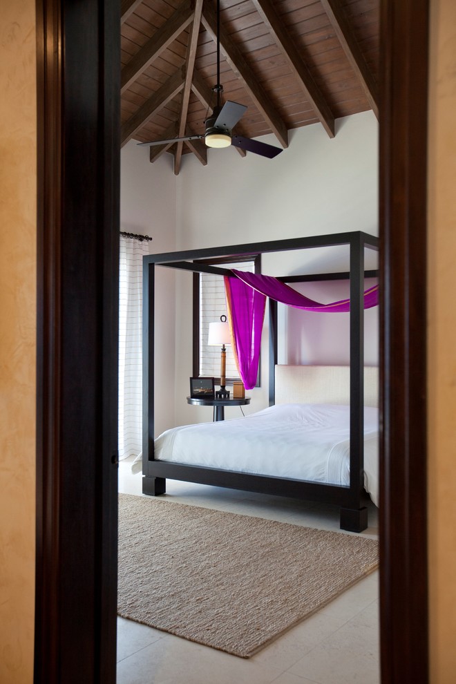 Four Poster Bed Bedroom Tropical with Accent Color Area Rug