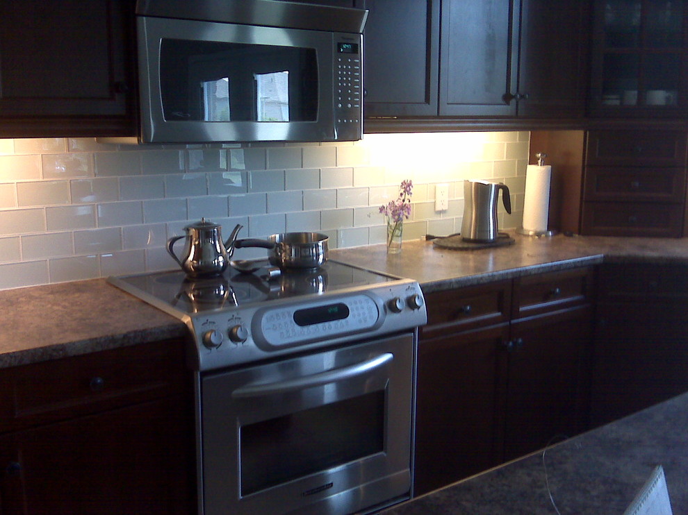 Glass Subway Tiles Backsplash Kitchen Modern with None 