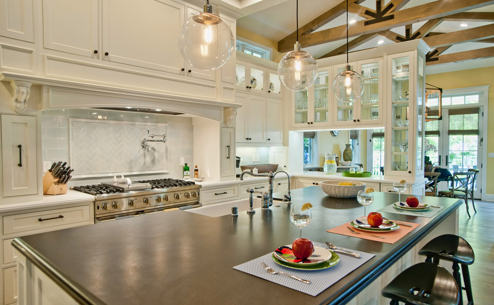 Granite Island Top Kitchen Traditional with Beam Ceiling Black Barstool