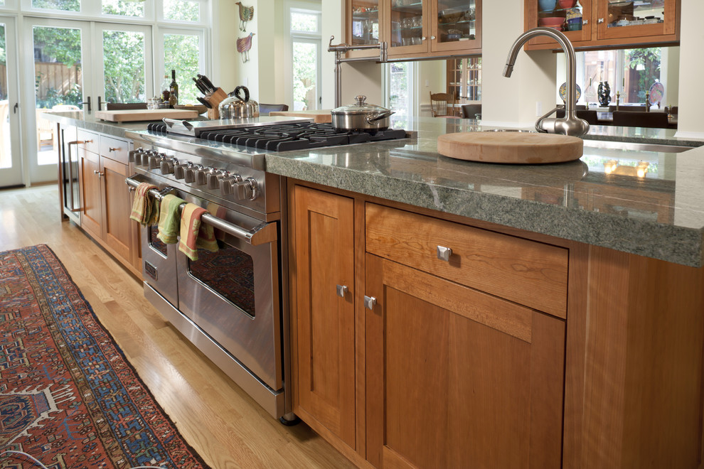Green Granite Countertop Kitchen Traditional with None 1