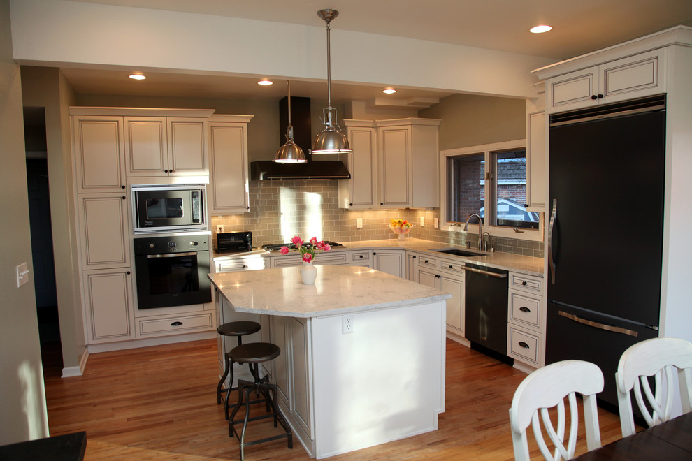 Grey Glass Subway Tile Kitchen Traditional with None 1