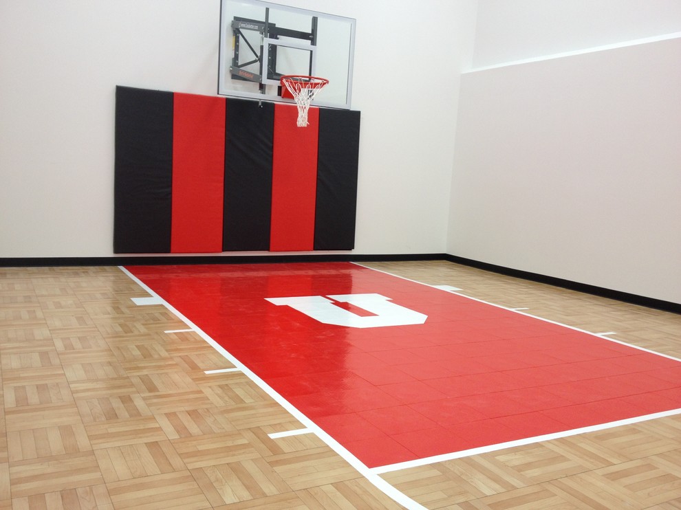 Indoor Home Basketball Court Home Gym with Basketball Court Game Court
