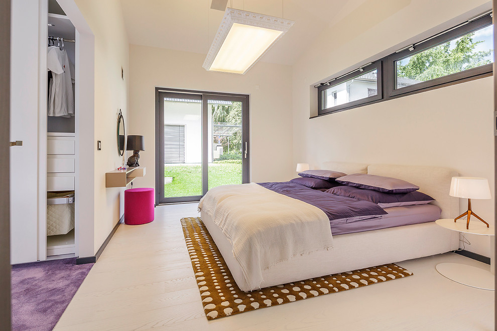 Jennifer Lopez Bedding Bedroom Contemporary with Ankleide Bett Built In