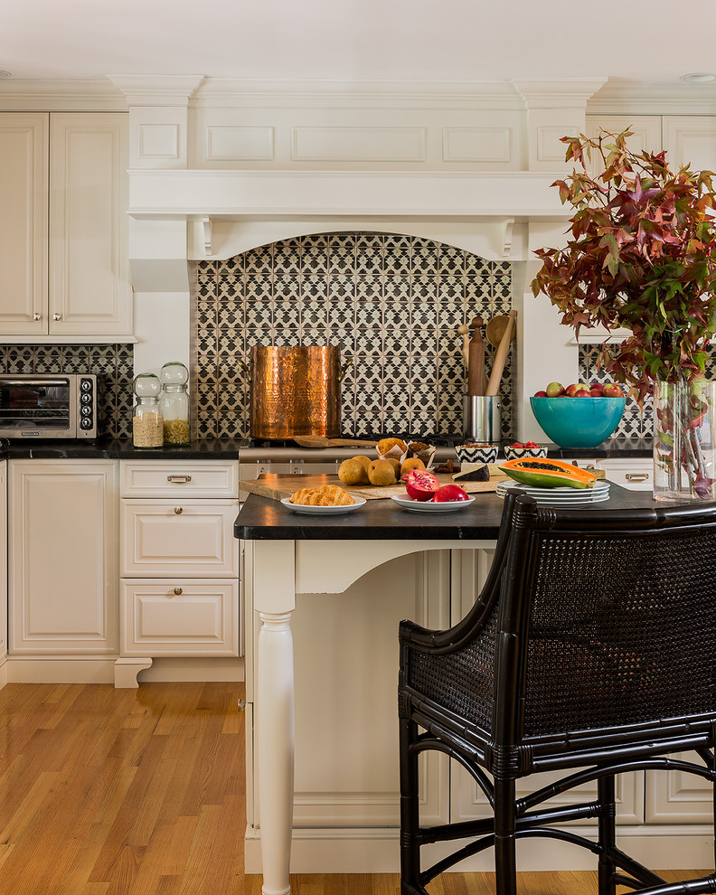 Kitchen Backsplash Designs Kitchen Transitional with Black and White Backsplash1