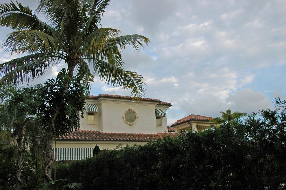 Landscaping Ideas Miami Spaces Tropical with Brent Knoll Butterfly Garden4