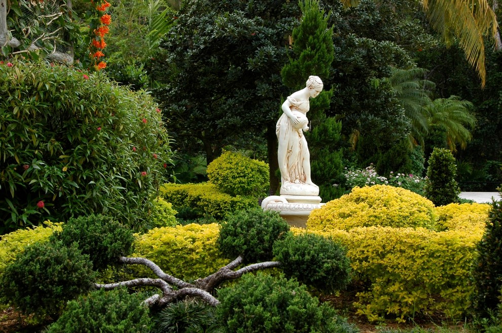 Landscaping Ideas Miami Spaces Tropical with Brent Knoll Butterfly Garden5