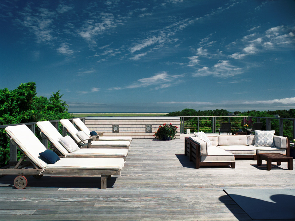 Lounge Chair Outdoor Patio Modern with Cable Railing Chair Cushions