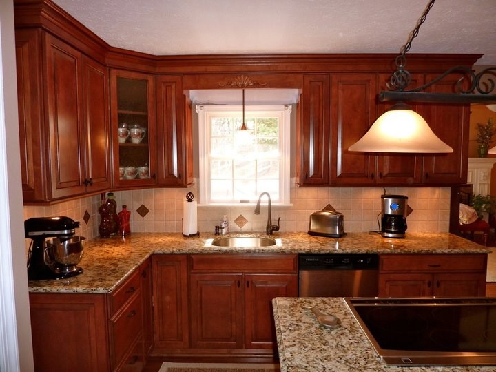 Lowes Kitchen Design Kitchen Traditional with Shenandoah Cabinetry Winchester Maple