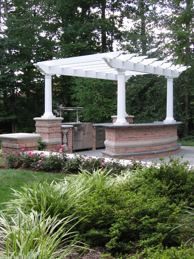 Luxury Outdoor Kitchens Patio Traditional with Appliances Brick Veneer Design