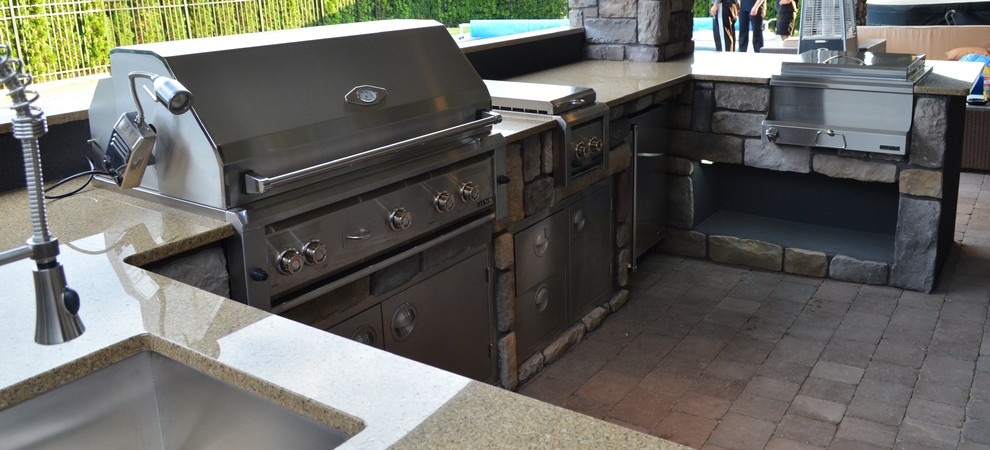 Luxury Outdoor Kitchens Pool Traditional with Built in Outdoor Kitchen