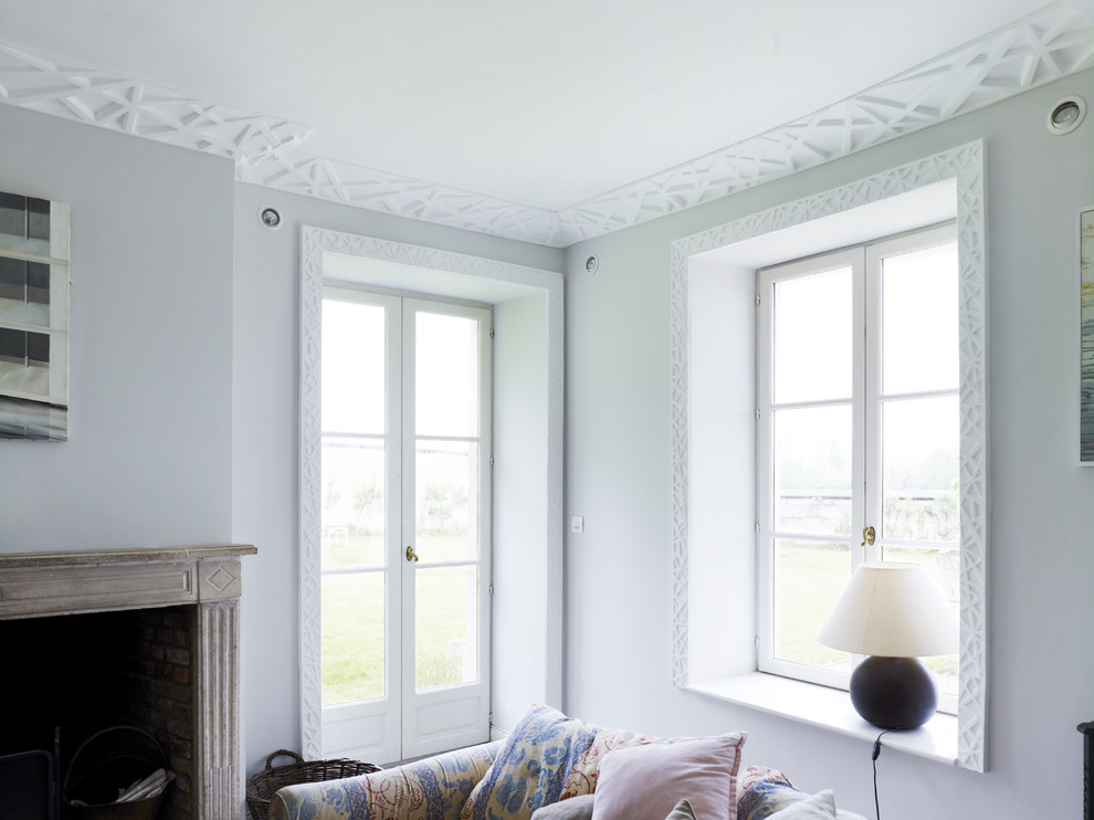Modern Crown Molding Spaces with None 1