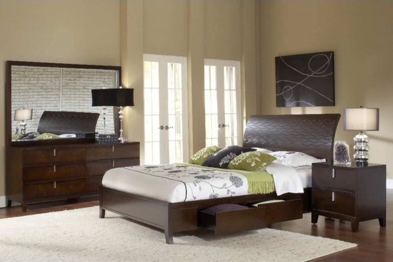 Modern Planters Indoor Spaces with None 