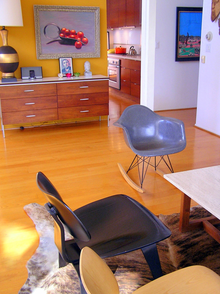 Modern Rocking Chair Living Room Midcentury with Accent Wall Artwork Blonde