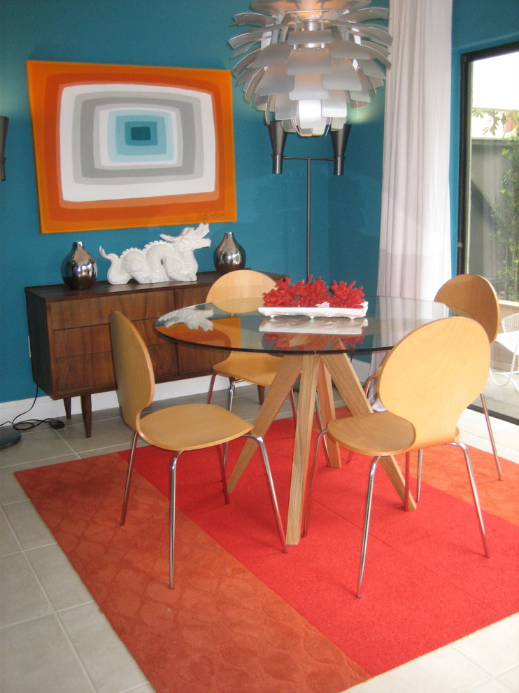 Modern Round Dining Table Dining Room Midcentury with Area Rug Blue Walls1