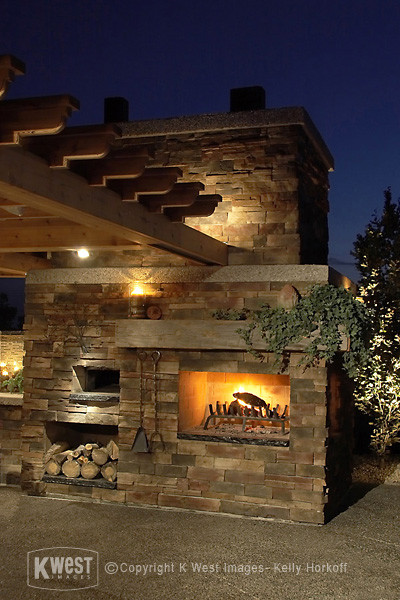 Outdoor Pizza Oven Fireplace Landscape Modern with Bellaire Landscaping Commercial Photographer