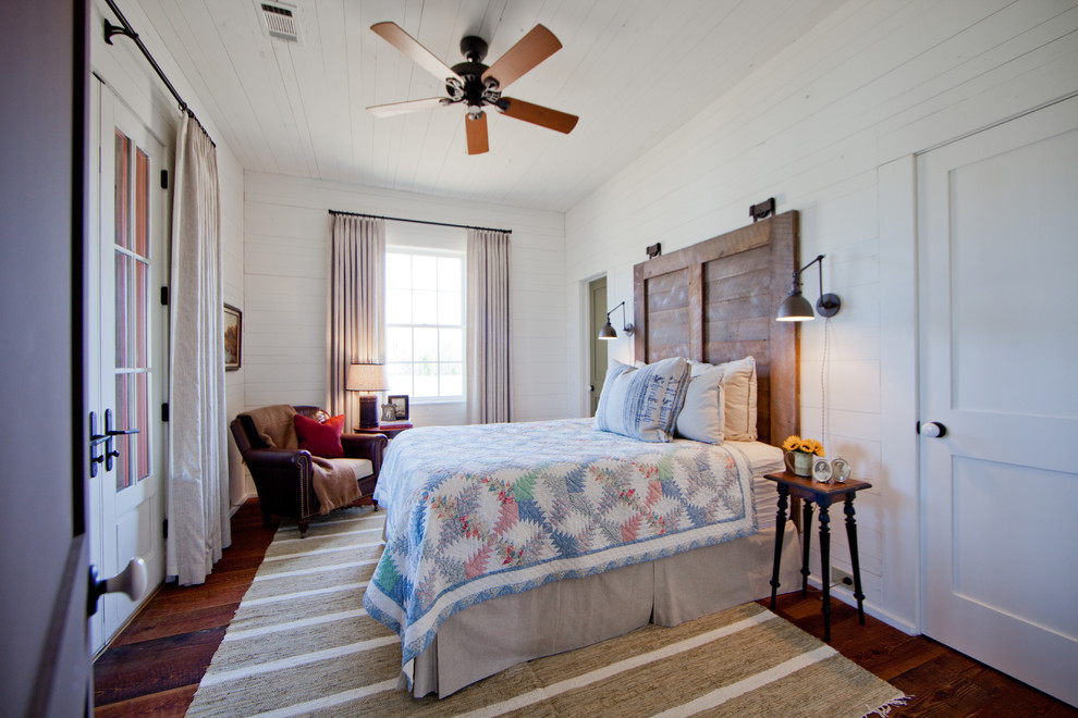 Oversized King Quilts Bedroom Farmhouse with Ceiling Fan Chesterfield Chair