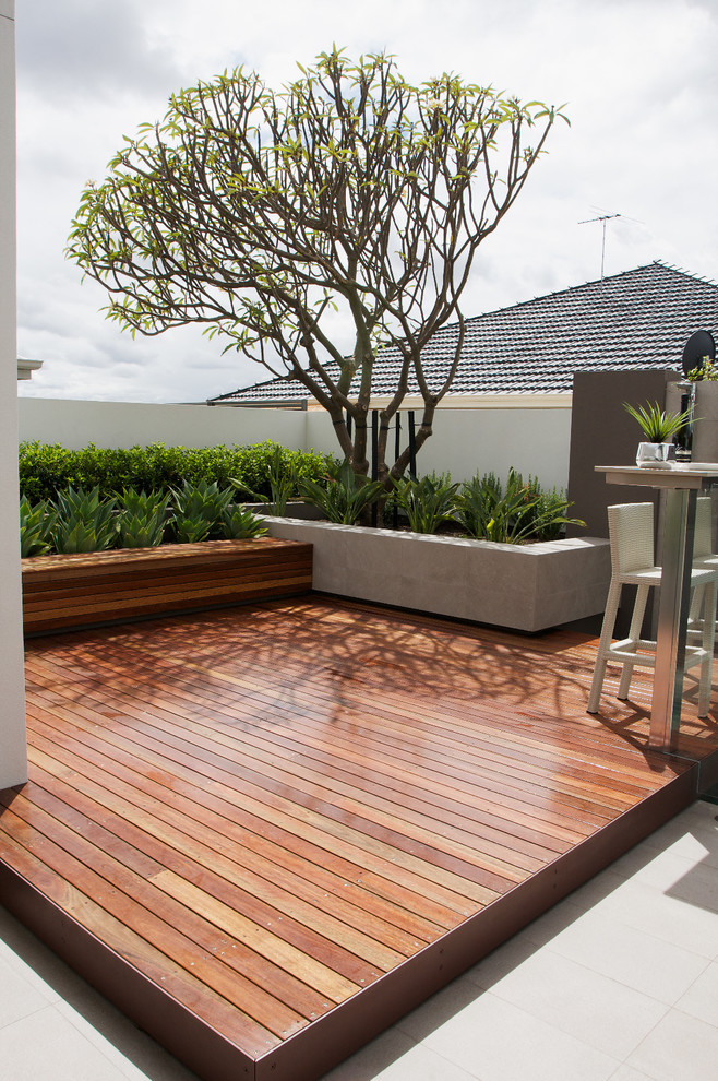 Pictures of Painted Decks Deck Contemporary with Built in Bench Concrete Planter