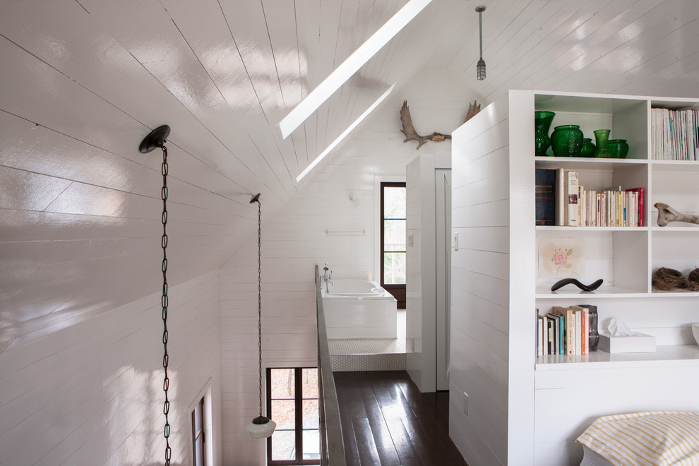 Red Pine Flooring Bedroom Rustic with Bathroom Bedroom Bookshelf Bright