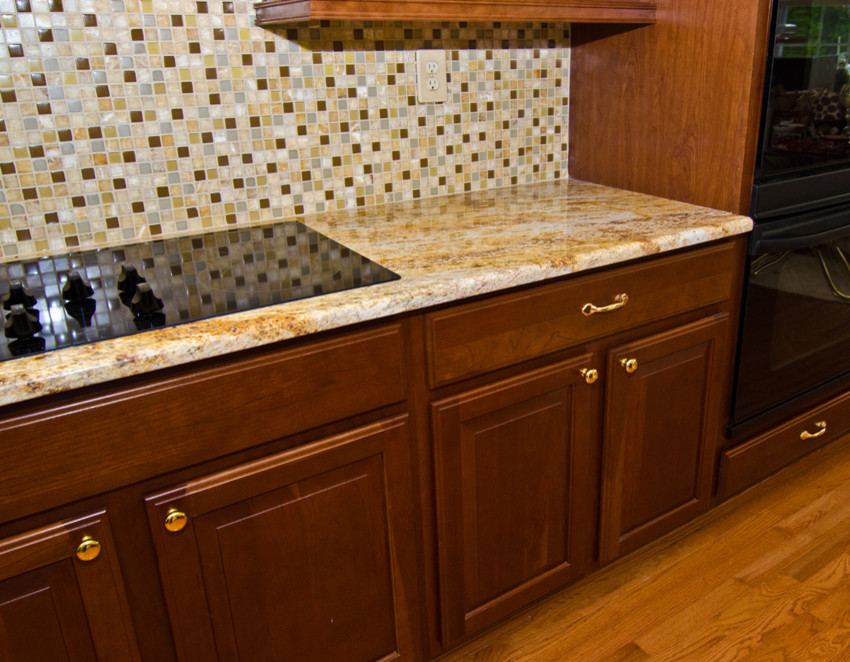 River Gold Granite Kitchen Traditional with None 2