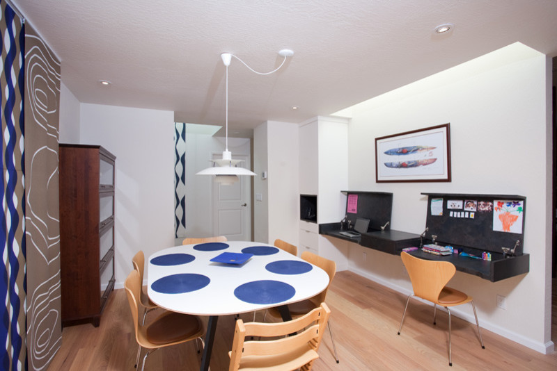 Round Dining Table Base Dining Room Modern with Convertable Workspace 